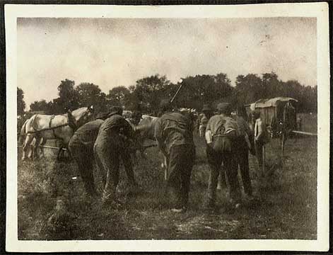 Black field hands about 1920