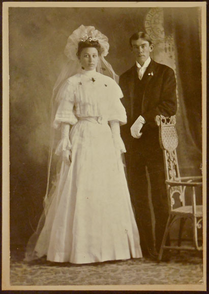 Oscar Rohne and Malinda
        Olson 1904