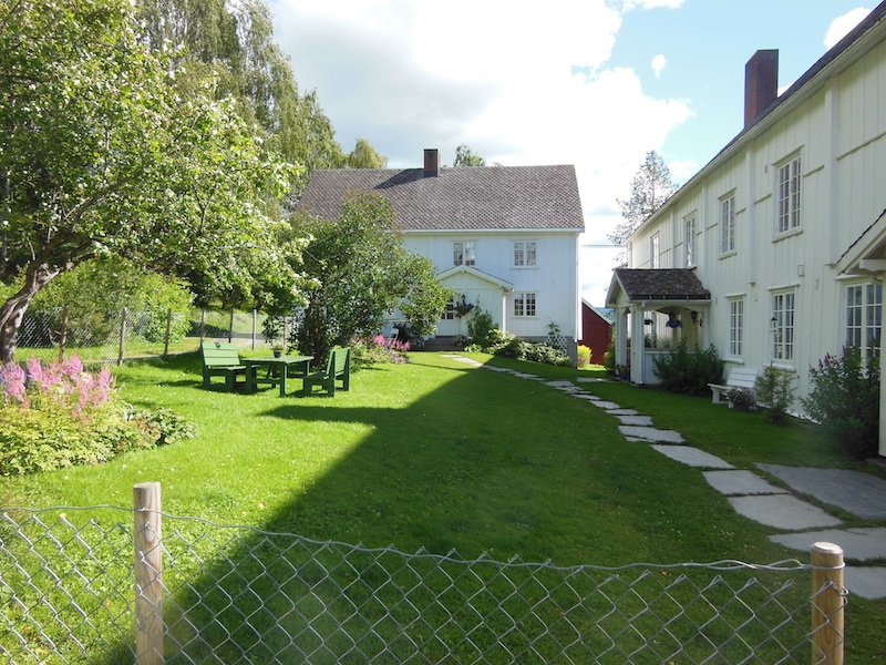 Vallen farm main houses