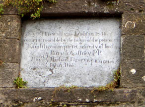 Famine plaque, Carrick-on-sur